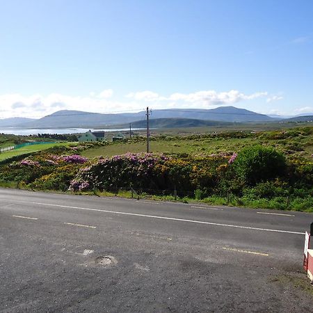 Achill Lodge Guest House Bunacurry ภายนอก รูปภาพ