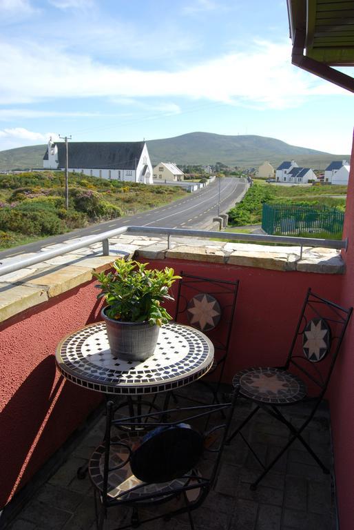 Achill Lodge Guest House Bunacurry ภายนอก รูปภาพ